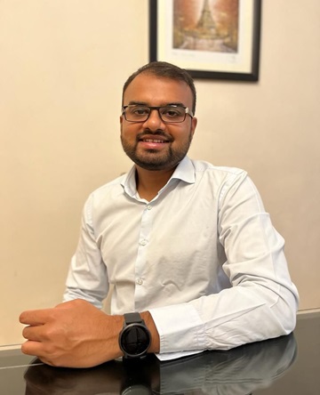 Dr Rishaav Laalje